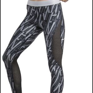 Nike Pro Hypercool Leggings